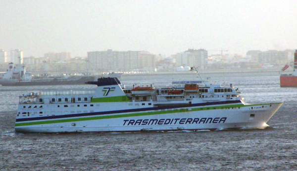 Santa Cruz de Tenerife by A. Mantilla